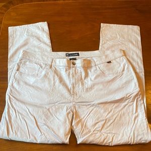 Travis Mathew Men’s Pants Size 40 waist 31” inseam